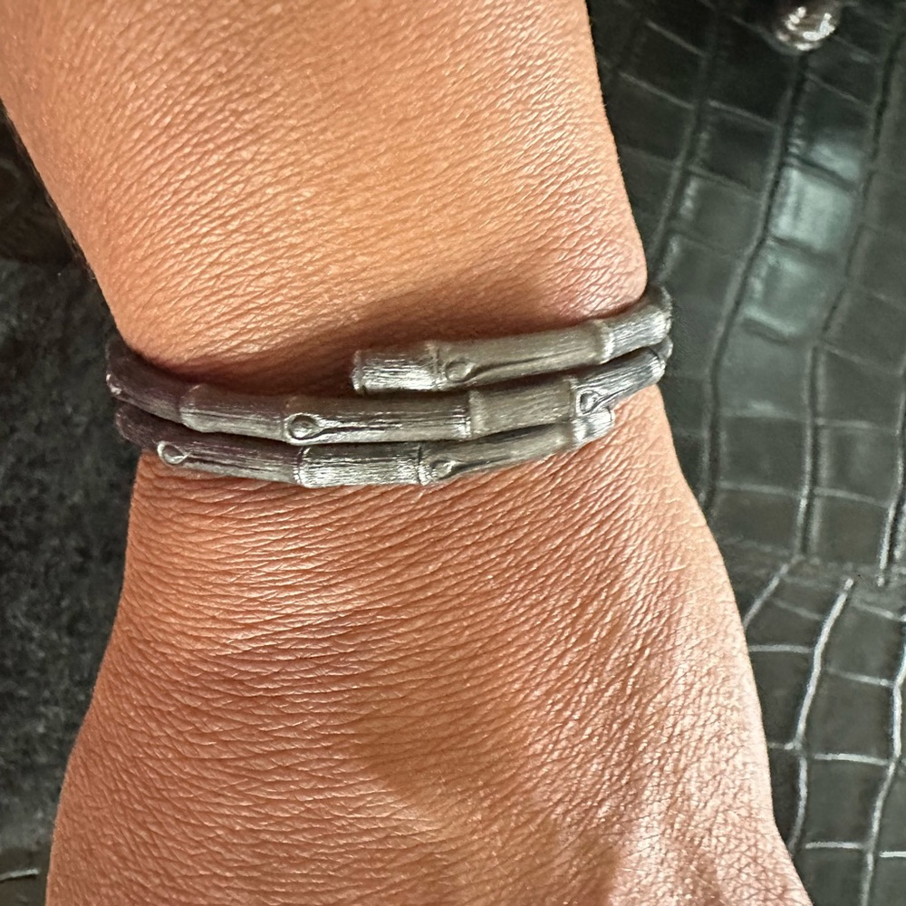 John Hardy double strand wrap around Smoked Sterling Silver bracket ( small) - Picture 5 of 12